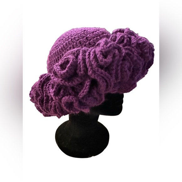 NEW Plum Rhapsody — Sculpted Crochet Ruffle Hat For Women